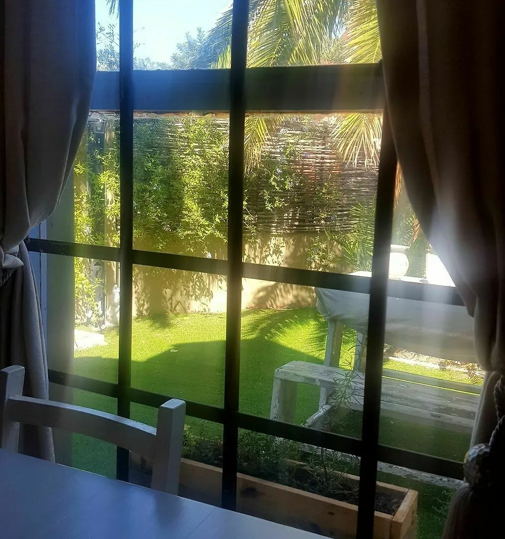 Lilacs Cottage Bloubergstrand