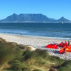 Table View Lodge Bloubergstrand